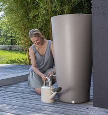 Hoe werkt een regenton en hoeveel water kun je ermee besparen?